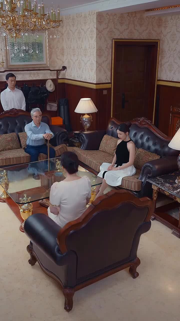 The Ex-Wife is Too Alluring: Mr. Faulkner’s Mad Pursuit - Episode 92