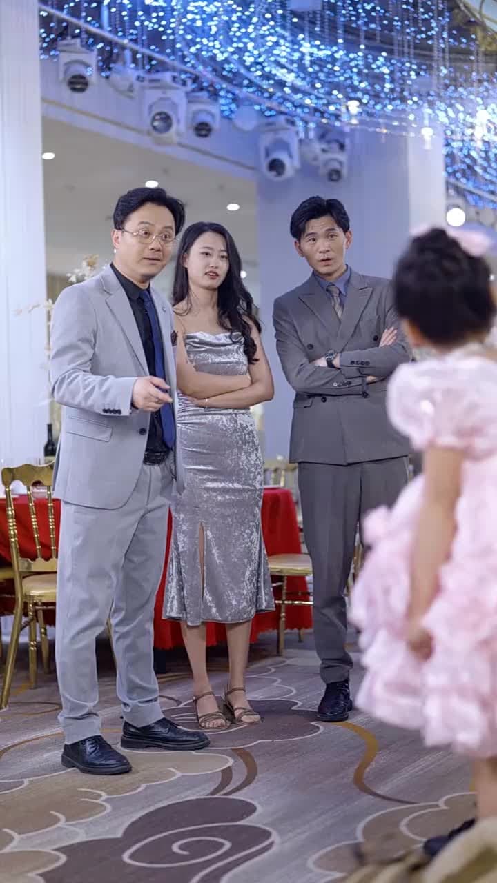 無敵奶爸閃婚高冷女總裁 - 第 7 集