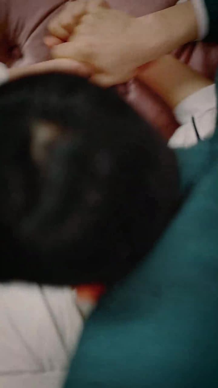 離婚後,顧少死皮賴臉纏着我 - 第 4 集