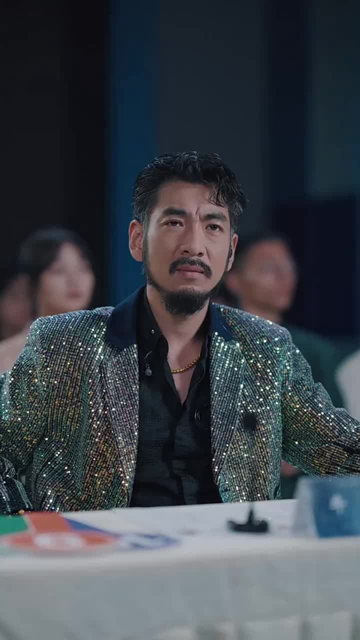 打臉前夫,離婚後我成為頂流天后 - 第 33 集