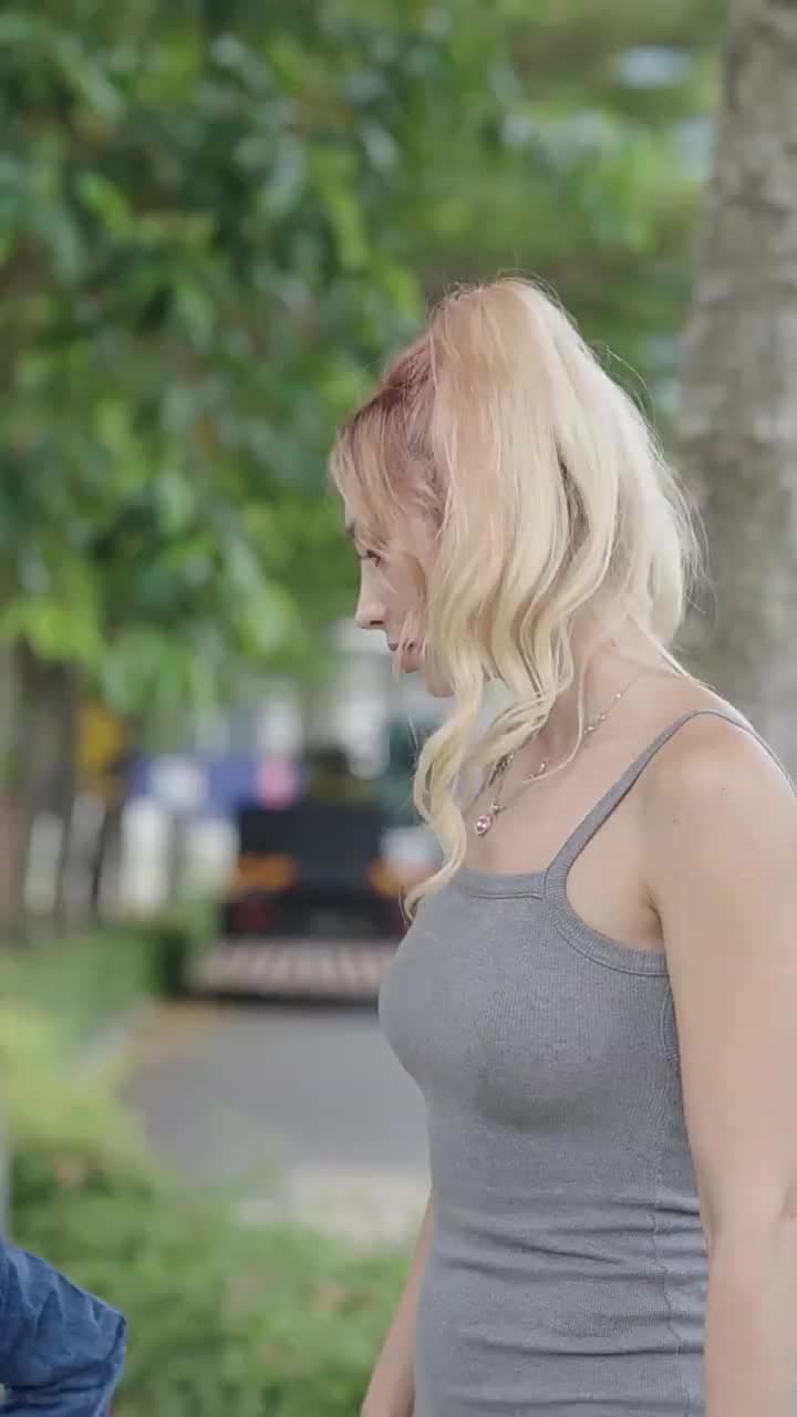 Kadın CEO'nun Sözleşmeli Aşığı - Bölüm 17