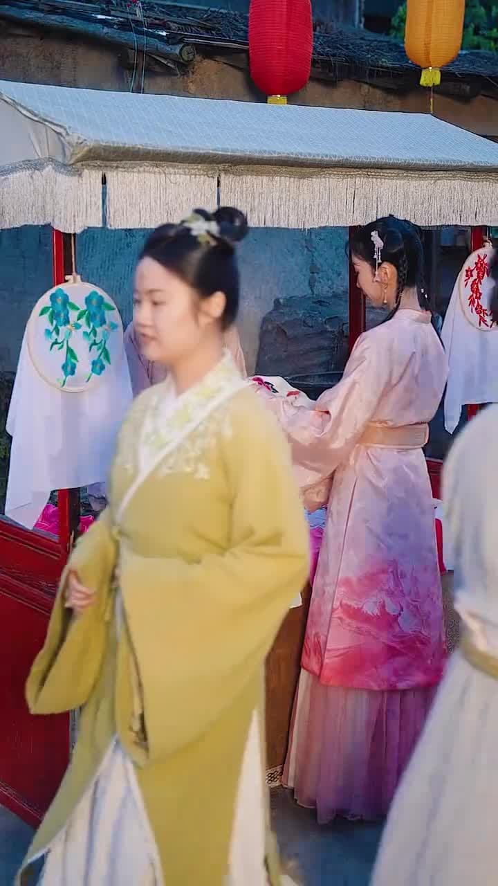 被父皇找回後,開啟虐渣人生 - 第 4 集
