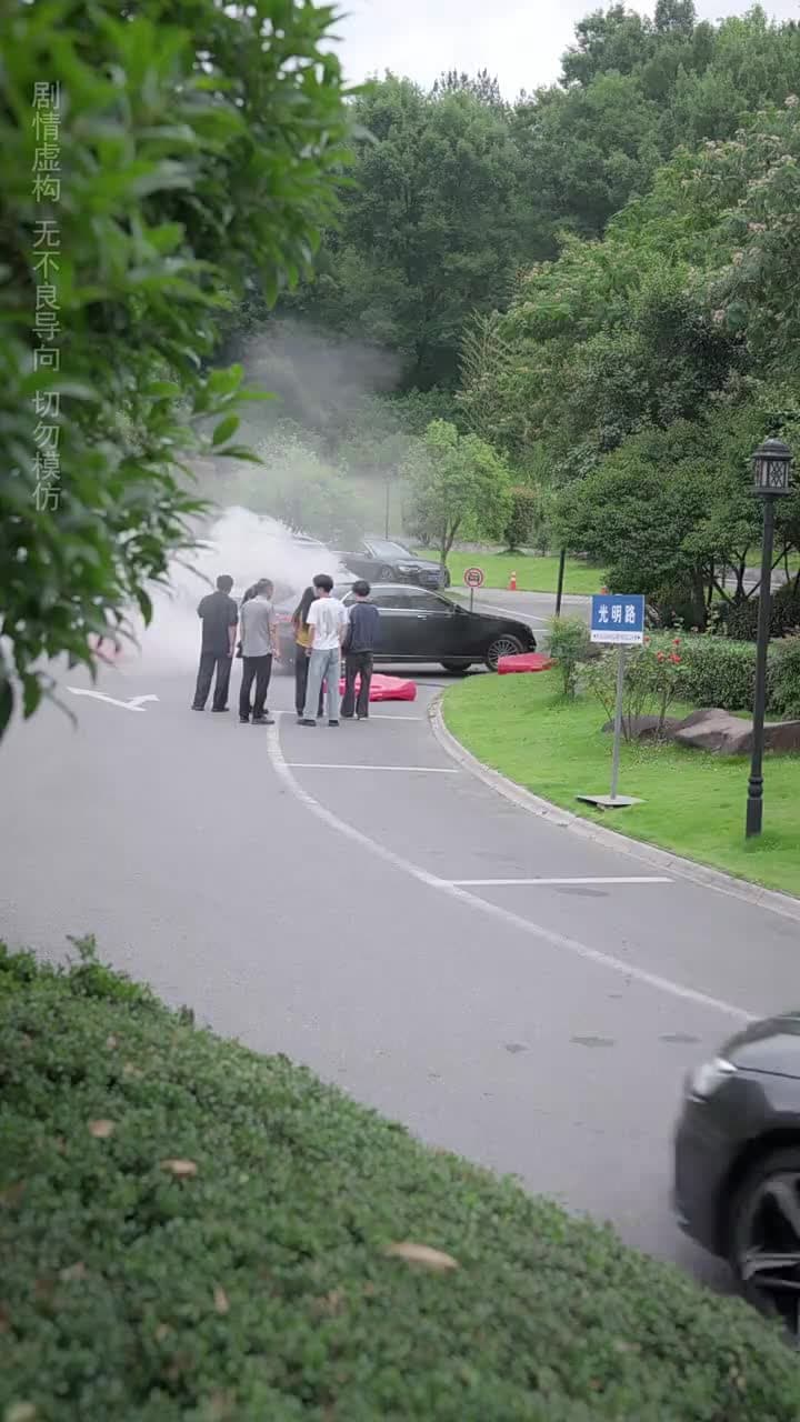 重生救妻,千金女友賴上我 - 第 3 集