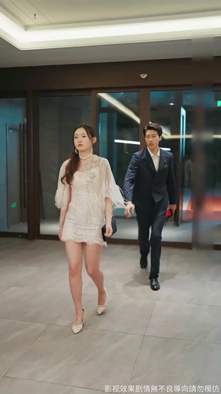 離婚後我成了全球首富的孫女 - 第 21 集