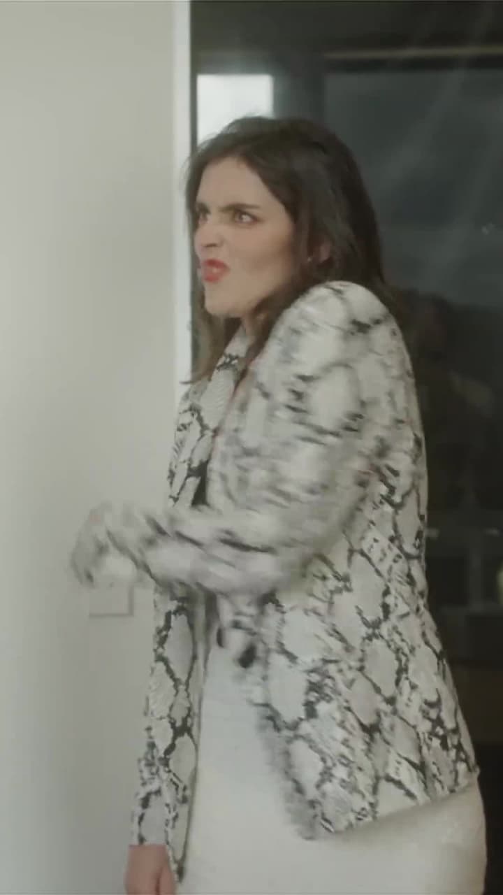 Seksi Patronun Sinsi Aşığı - Bölüm 48