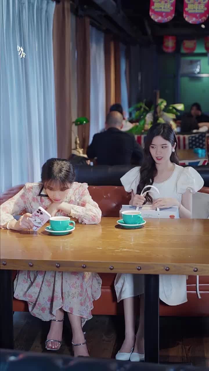 離婚後,陸總跪著求原諒 - 第 82 集
