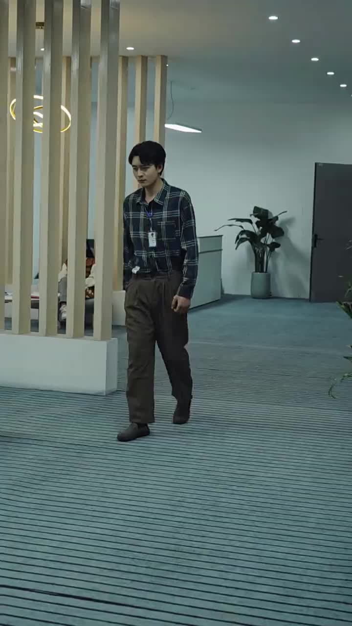 離婚後賴上女總裁 - 第 5 集