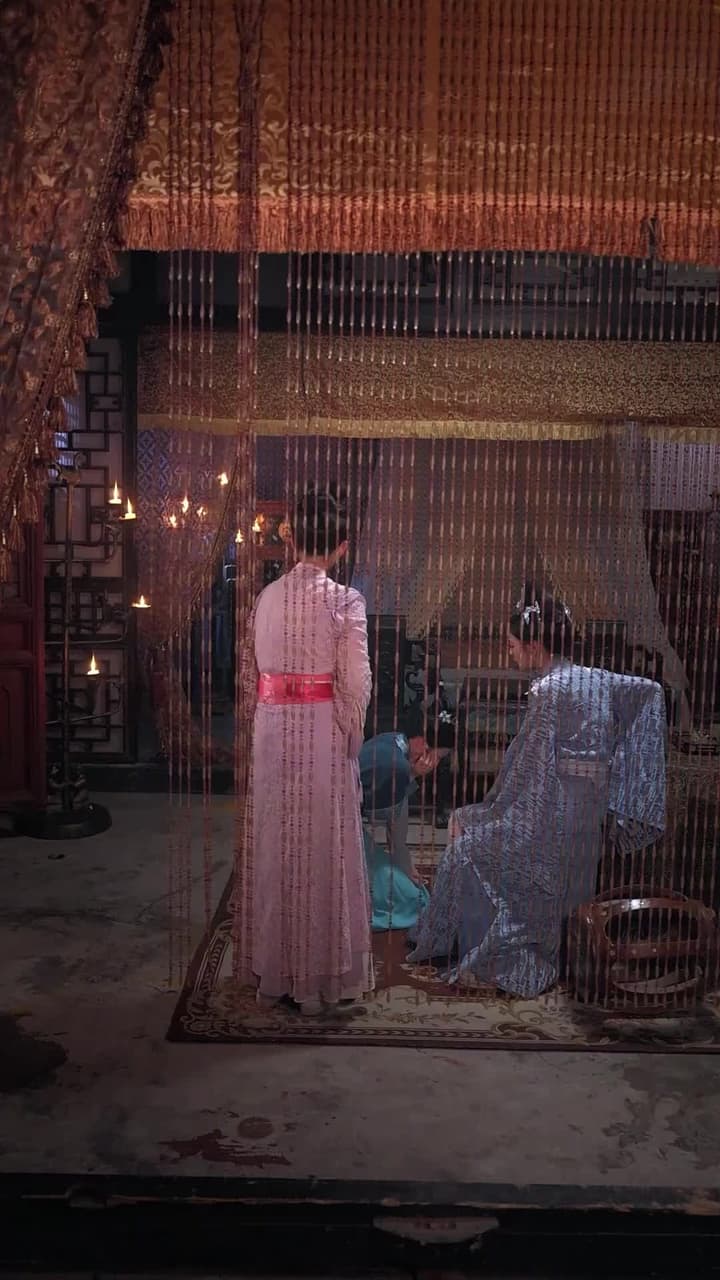 Sarayın Gizli Oyunu - Bölüm 65