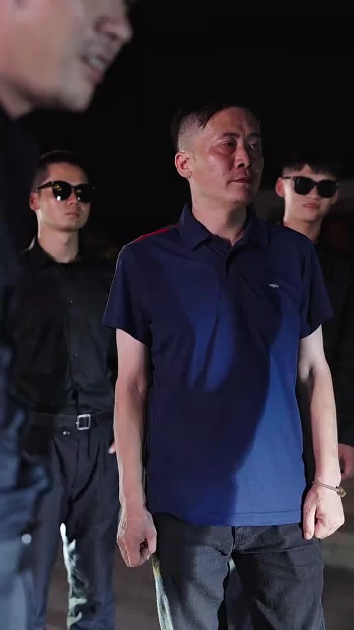 師父求我下山禍害九個絕色師姐 - 第 18 集
