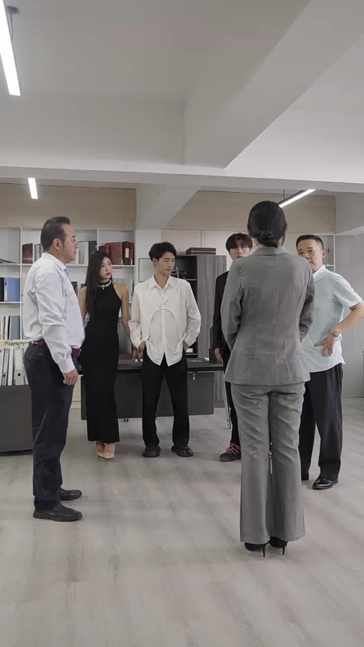 師父求我下山禍害九個絕色師姐 - 第 82 集
