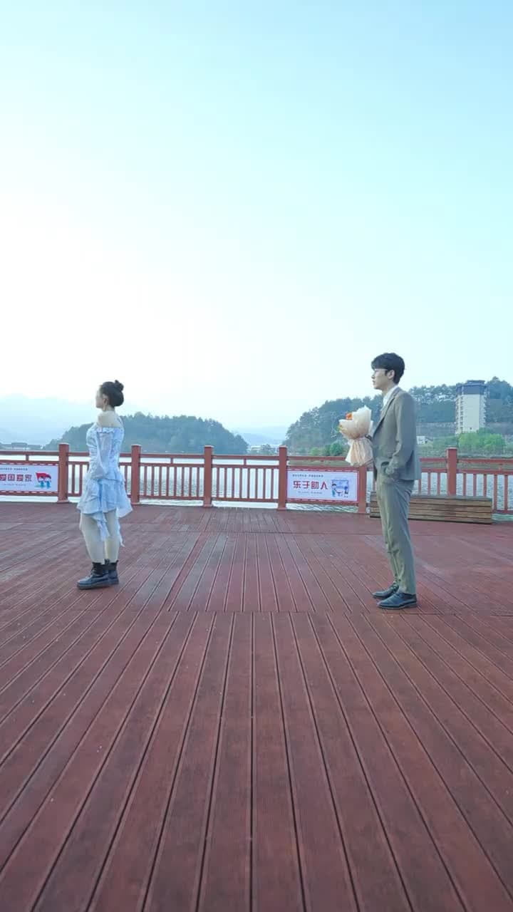 開局離婚,她竟是豪門繼承人 - 第 83 集