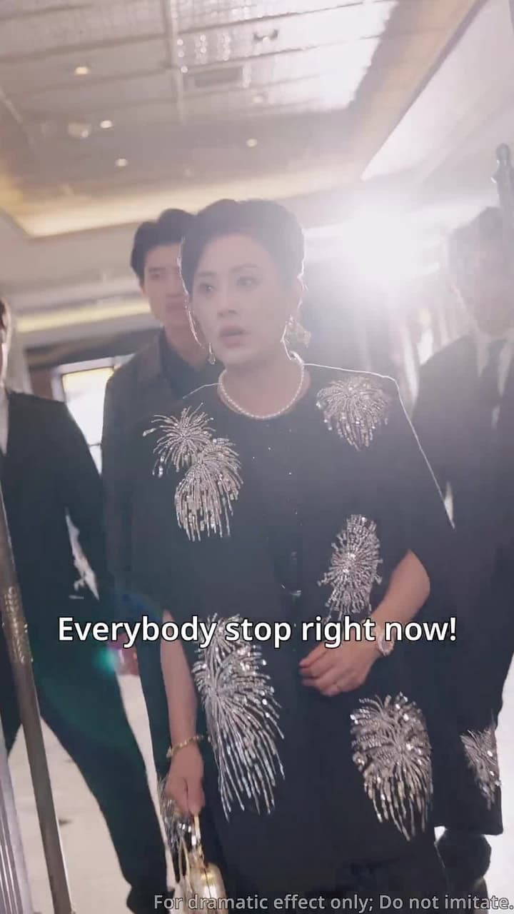Queen Mother & Me - Episode 11