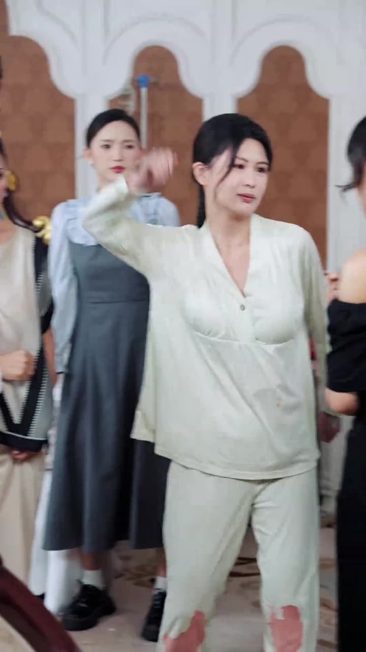 產後就離婚,我打臉前夫全家 - 第 16 集