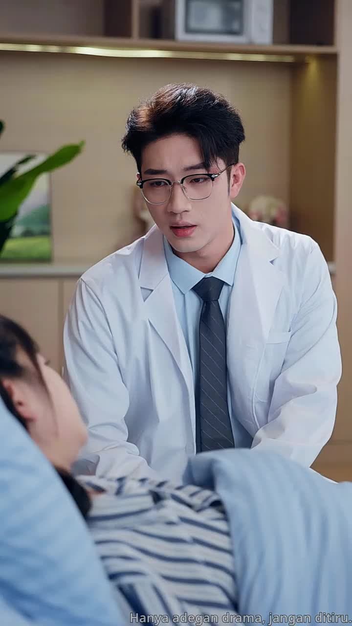 Hanya Dokter Itu yang Bisa Menolongku? - Episode 22