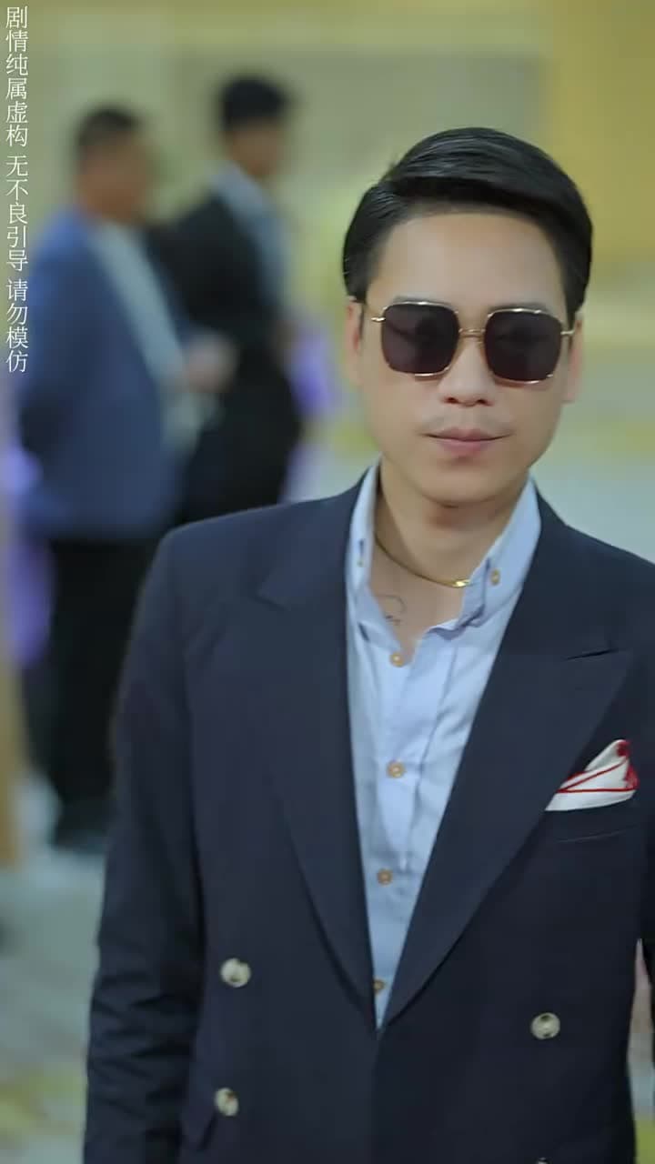 離婚後,他在娛樂圈殺瘋了 - 第 51 集