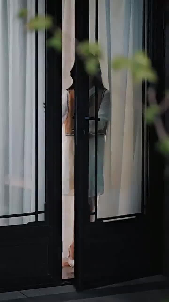 死後才知,我竟是京圈太子白月光 - 第 10 集