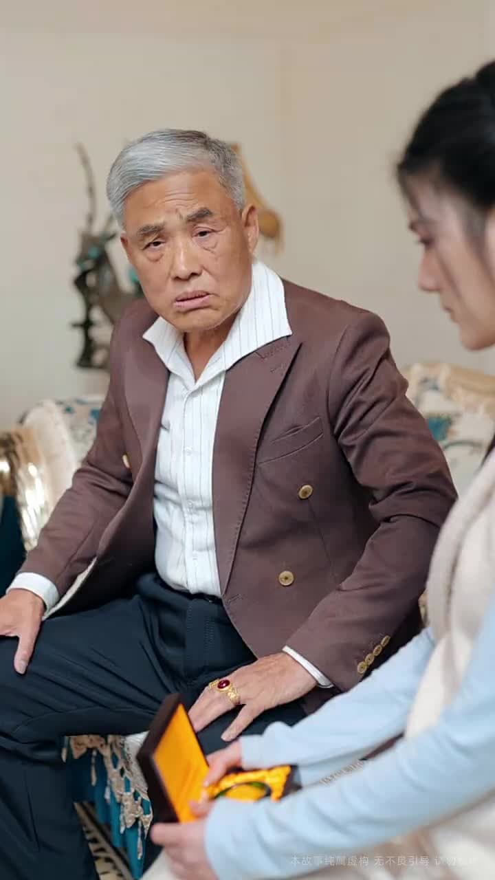被棄真千金,京圈太子嬌寵至寶 - 第 17 集