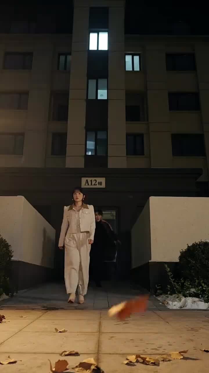 你護白月光,我掀你豪門底 - 第 1 集