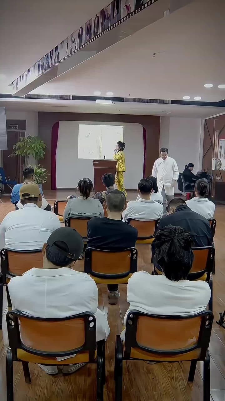 ศิษย์พี่หญิงทั้งหกกับศิษย์น้องสายโหด - ตอนที่ 65