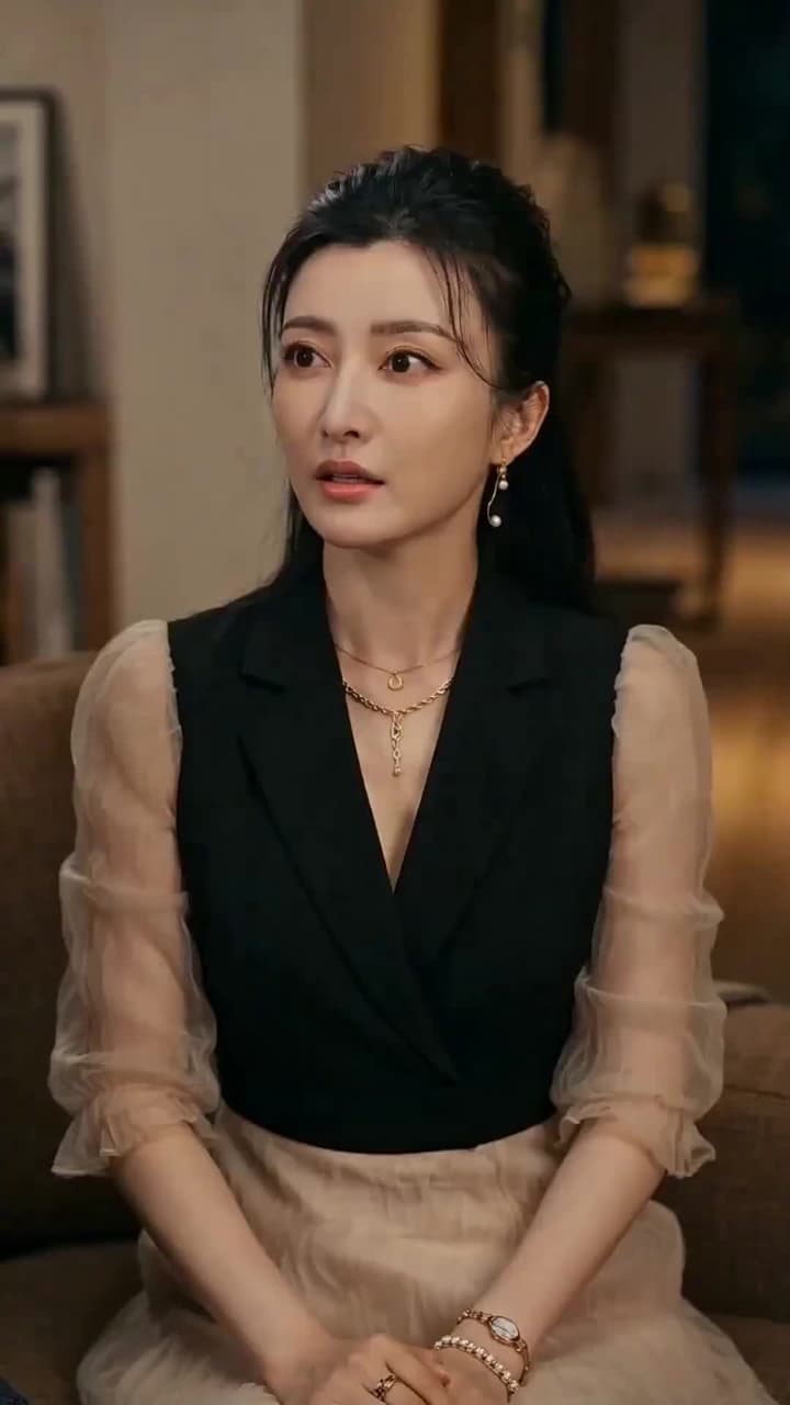 戰神隱世:我的傲嬌總裁表妹 - 第 46 集